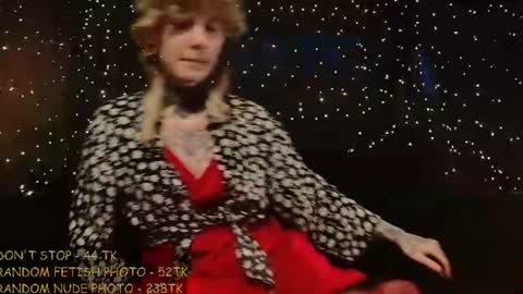 Niki  free tg channel with some photos gifs and info about streams  online show from 07.21.26