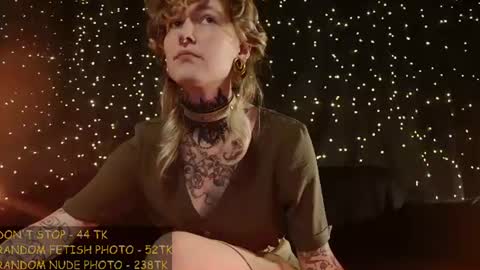 Niki  free tg channel with some photos gifs and info about streams  online show from 07.26.26