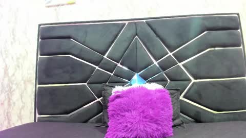 Snapshot of littlesussyy chatting on 09.29.25 Sussy online show from 09.29.25