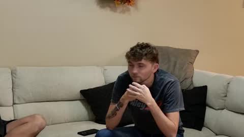 Snapshot of livenull chatting on 01.16.25 Jay online show from 01.16.25