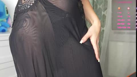 Snapshot of livia7 chatting on 10.16.25 OnlyFans livia77 twitter liv20 4u online show from 10.16.25