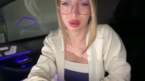 OnlyFans livia77   twitter liv20 4u online show from 04.06.26