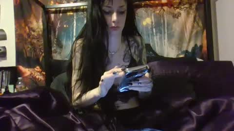 Snapshot of livmirage chatting on 01.14.25 Liv Mirage online show from 01.14.25