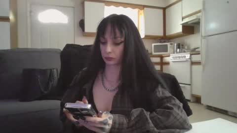 Snapshot of livmirage chatting on 01.14.25 Liv Mirage online show from 01.14.25