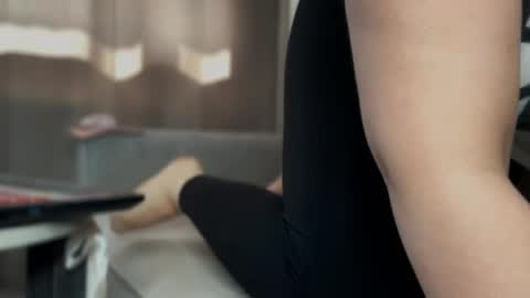 lizamartina online show from 04.17.26