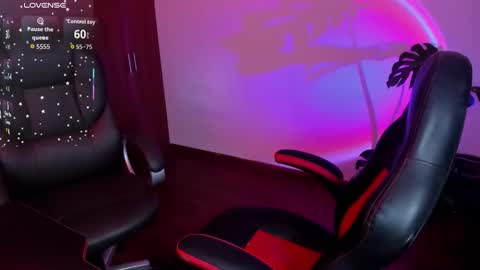 Snapshot of lizynick chatting on 02.22.26 lizynick online show from 02.22.26