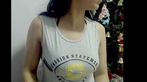 Snapshot of lizz1305 chatting on 12.10.24 lizz1305 online show from 12.10.24