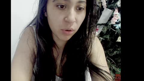 Snapshot of lizz1305 chatting on 12.17.24 lizz1305 online show from 12.17.24