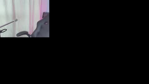 Snapshot of lizz_tender chatting on 01.15.25 Lizz  online show from 01.15.25