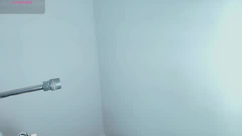 Snapshot of lizz_tender chatting on 10.13.25 Lizz  online show from 10.13.25