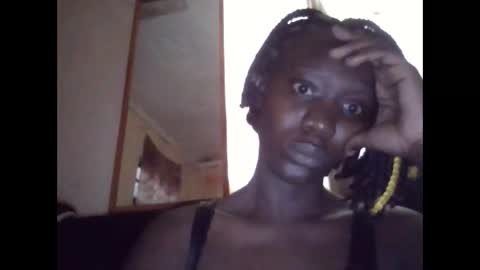 lizzie2020 online show from 06.02.26
