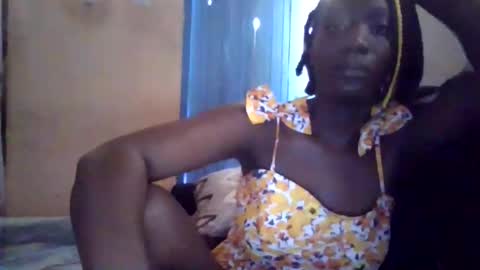 lizzie2020 online show from 06.07.26