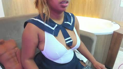 Snapshot of lizzie_williamss chatting on 06.04.26 lizzie_williamss online show from 06.04.26