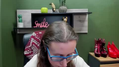 Snapshot of lizzy_sparkle chatting on 02.02.26 Lizzy online show from 02.02.26