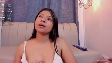 Snapshot of lizzy_sweets chatting on 06.17.26 LIZZY online show from 06.17.26