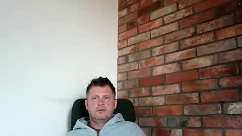 Snapshot of lllukasssxxx chatting on 05.14.26 lllukasssxxx online show from 05.14.26