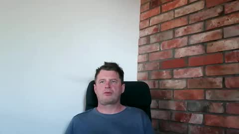 Snapshot of lllukasssxxx chatting on 05.29.26 lllukasssxxx online show from 05.29.26