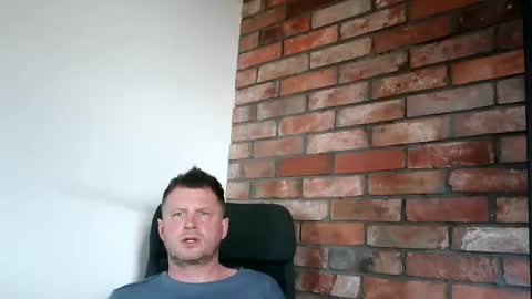 Snapshot of lllukasssxxx chatting on 06.02.26 lllukasssxxx online show from 06.02.26