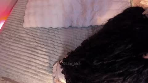 Snapshot of lm_kloeeh chatting on 10.09.25 Kloe see you 28-11  to celebrate my birthday online show from 10.09.25