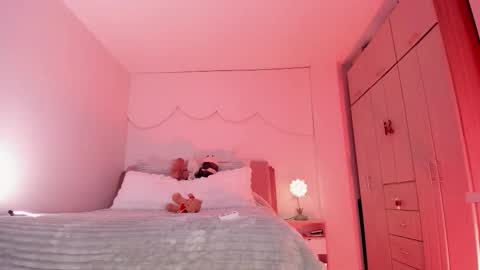 Kloe see you 28-11  to celebrate my birthday online show from 02.02.26