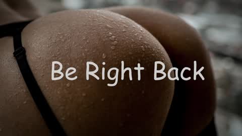 Snapshot of lnnsfw chatting on 01.19.25 Linn my new page online show from 01.19.25