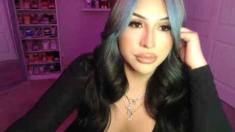 Snapshot of lo_cakez chatting on 05.15.26 lo_cakez online show from 05.15.26