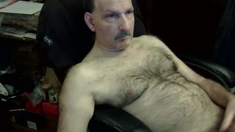 loades182025 online show from 02.05.26