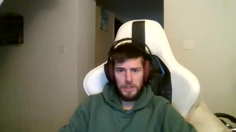 Snapshot of lobotomy54 chatting on 12.19.25 lobo online show from 12.19.25