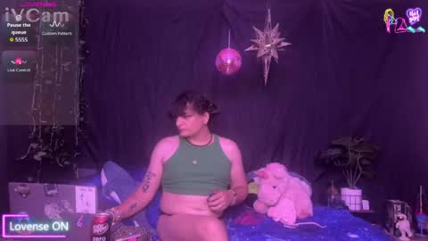 Snapshot of lobotomyprincess chatting on 04.19.26 LobotomyPrincess online show from 04.19.26