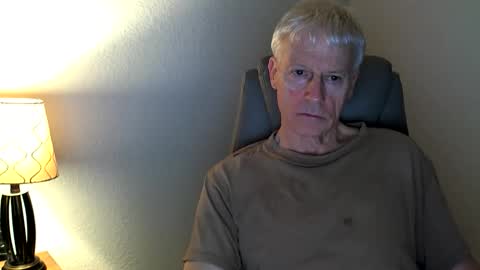 Snapshot of loco_joe chatting on 04.04.26 Loco Joe online show from 04.04.26