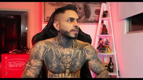 logan_hugh8 online show from 12.27.24