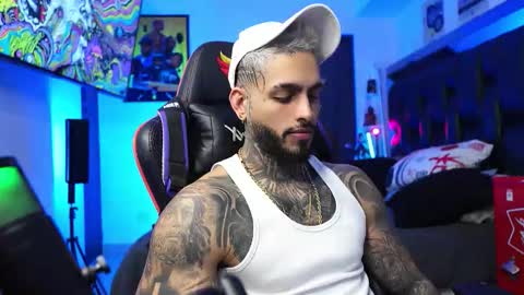 logan_hugh8 online show from 02.06.26