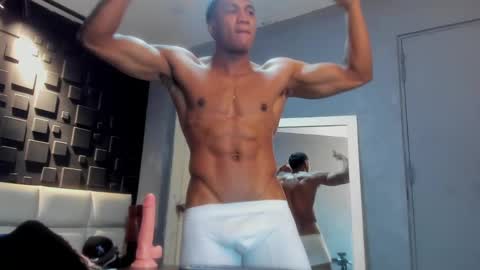 Snapshot of logan_varela chatting on 12.14.24 logan_varela online show from 12.14.24