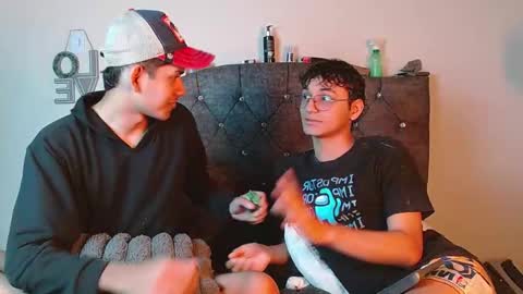 Snapshot of logan_willyams_ chatting on 09.21.25 logan_willyams_ online show from 09.21.25