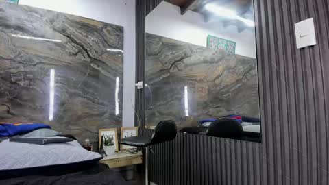 logan_wollff online show from 04.17.26