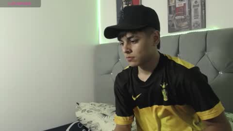 Snapshot of loganjhonson19 chatting on 01.18.26 loganjhonson19 online show from 01.18.26