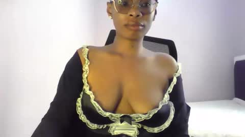 Snapshot of lola_coco chatting on 02.26.26 Lola Coco online show from 02.26.26