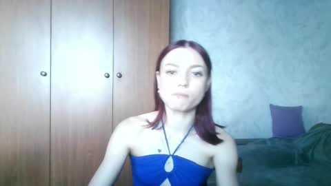 Snapshot of lola_sweetglow chatting on 06.27.26 lola_sweetglow online show from 06.27.26