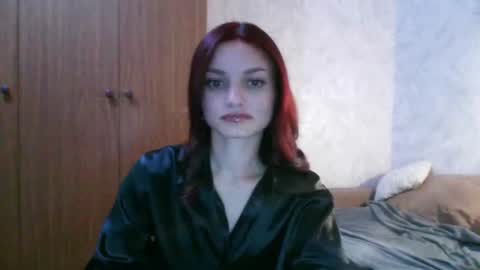Snapshot of lola_sweetglow chatting on 08.01.26 lola_sweetglow online show from 08.01.26