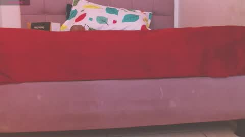 lola_wish online show from 10.25.25