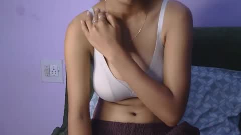 lolaa online show from 03.16.26