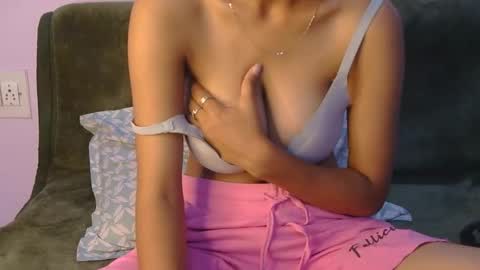 lolaa online show from 03.19.26