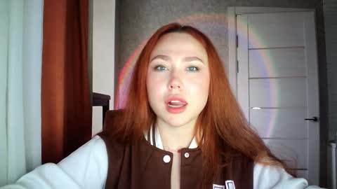 Snapshot of lolaamint_ chatting on 03.04.26 LolaaMint online show from 03.04.26