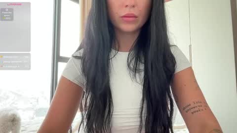 Lola online show from 04.03.26