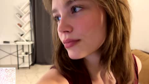 Snapshot of lolaatatee chatting on 04.29.26 lolaatatee online show from 04.29.26