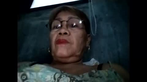 Snapshot of lolamommie chatting on 09.30.25 tey online show from 09.30.25