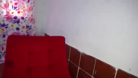 Snapshot of lolamourin chatting on 11.09.25 lolamourin online show from 11.09.25