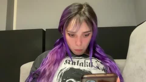 Snapshot of lole6913 chatting on 10.09.25 lole online show from 10.09.25