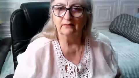 LolkaAlyss online show from 04.21.26