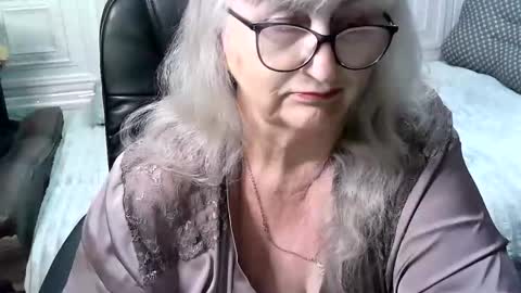 LolkaAlyss online show from 05.17.26